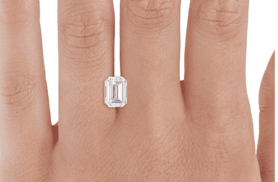 moissanite colorless