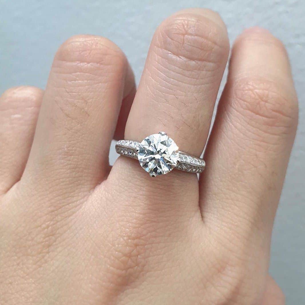 2 carat, I color, VVS, triple excellent cut